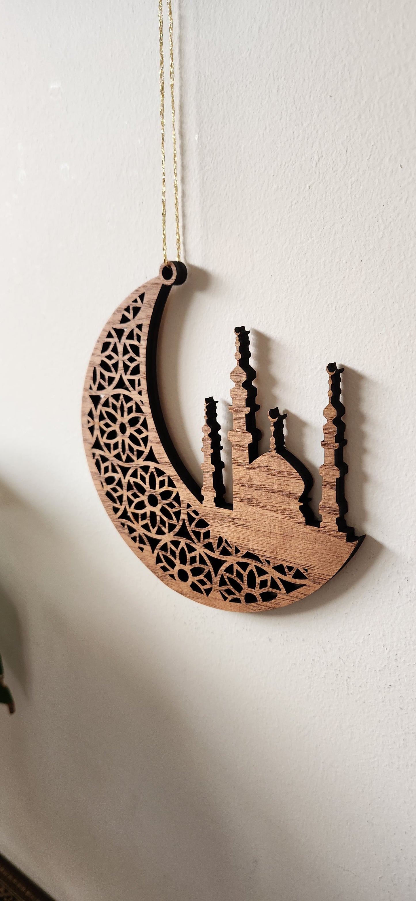 Laser-Cut Crescent Moon & Mosque Ramadan / Eid Wall Hanging